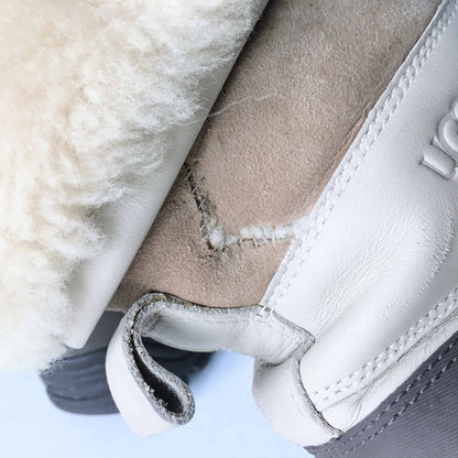 UGG Adirondack waterproof sheepskin boots - size 10