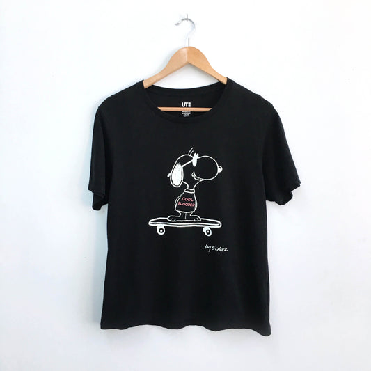 Uniqlo UT Peanuts Skater Tee - size Medium