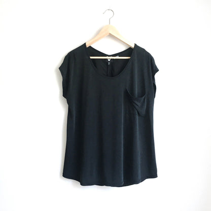VCOA black pocket tee - size 2