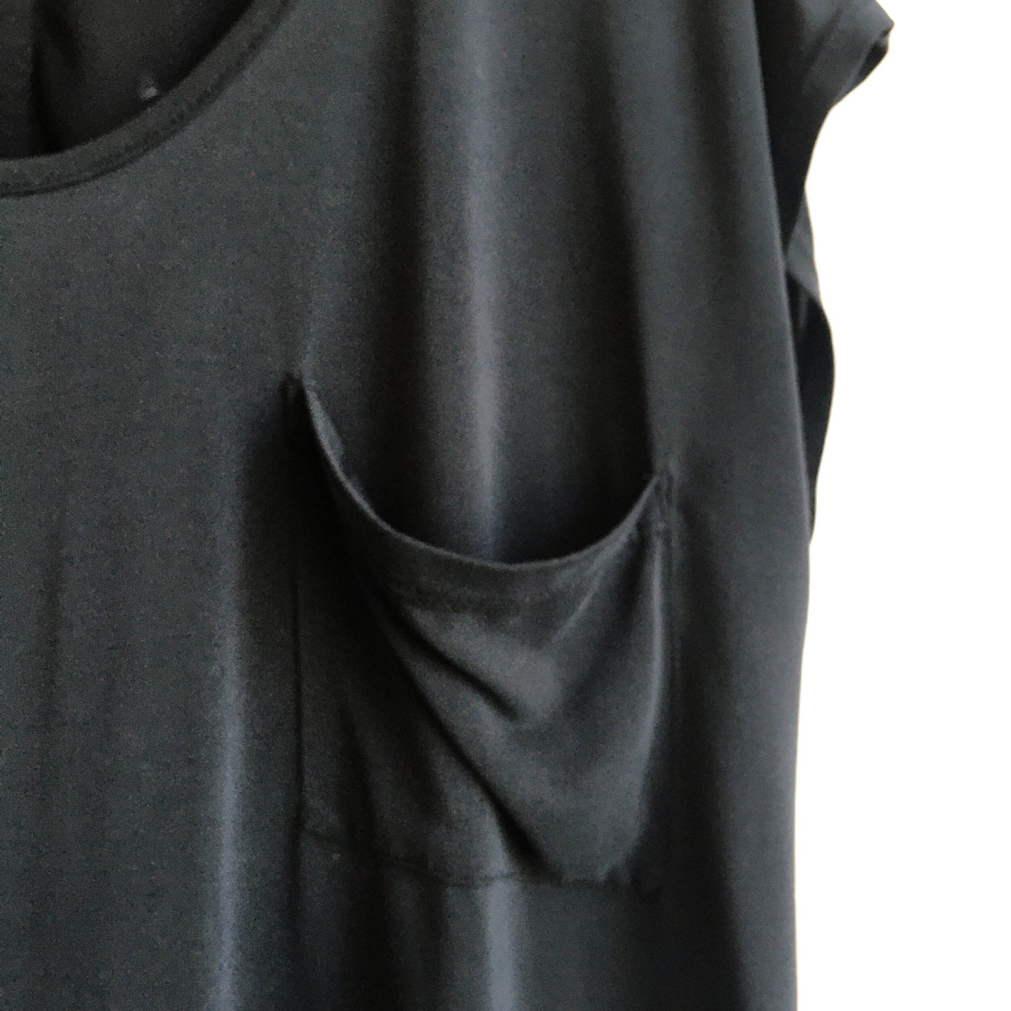 VCOA black pocket tee - size 2