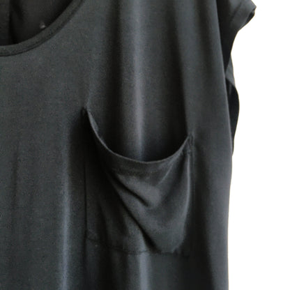 VCOA black pocket tee - size 2