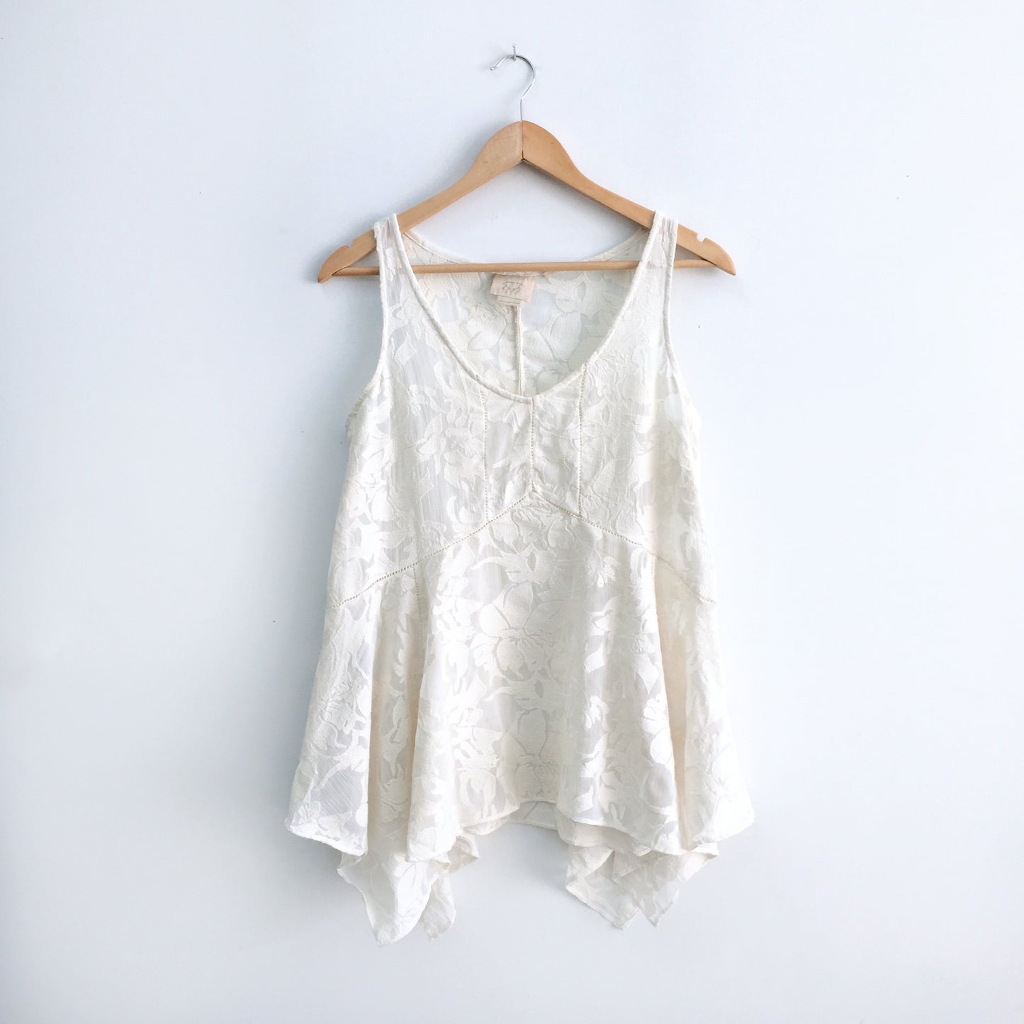 Vanessa Virginia Lace Swing Tank - size Medium