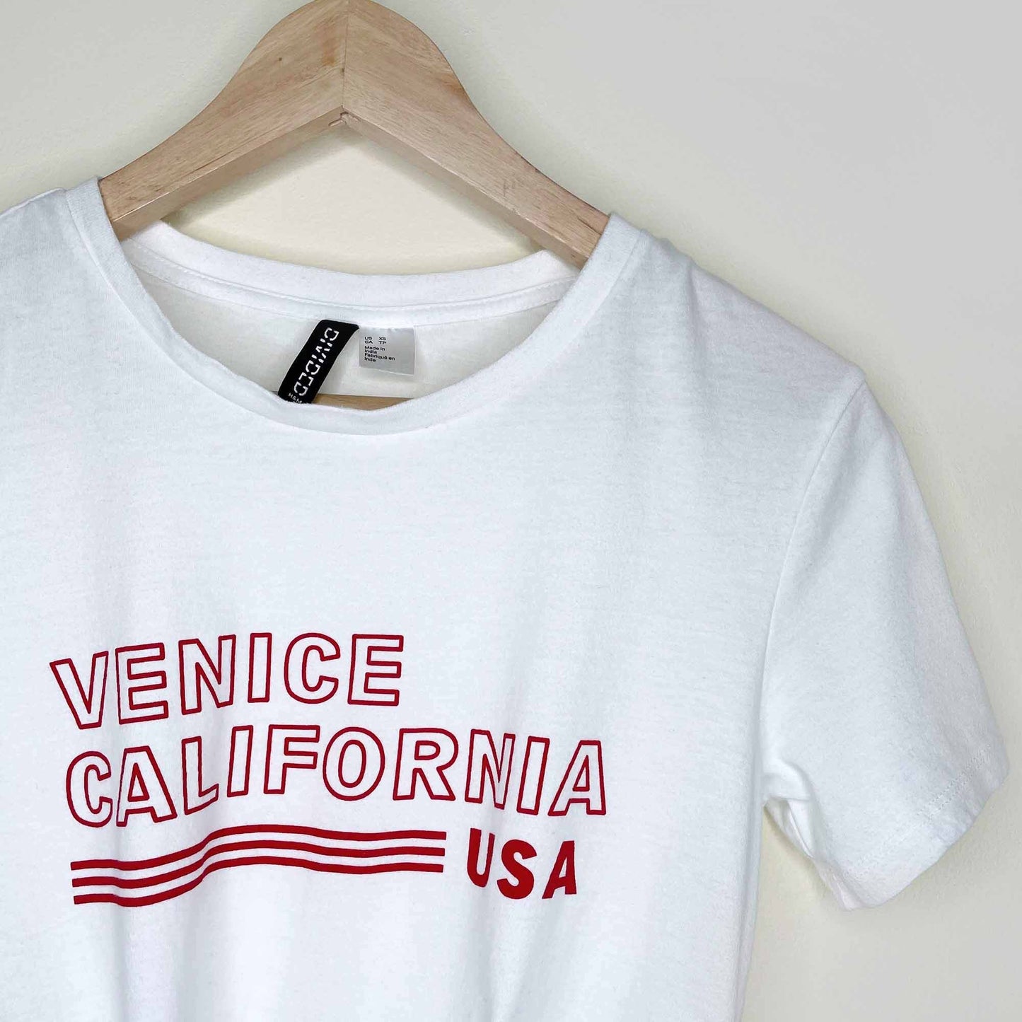 h&m venice california cropped tie-front tee - size xs