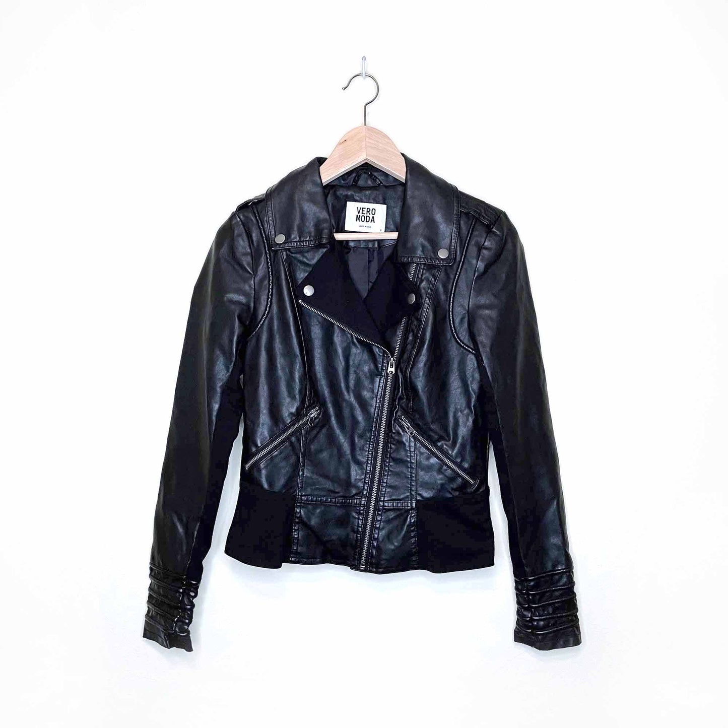vero moda polly short faux leather moto biker jacket - size small