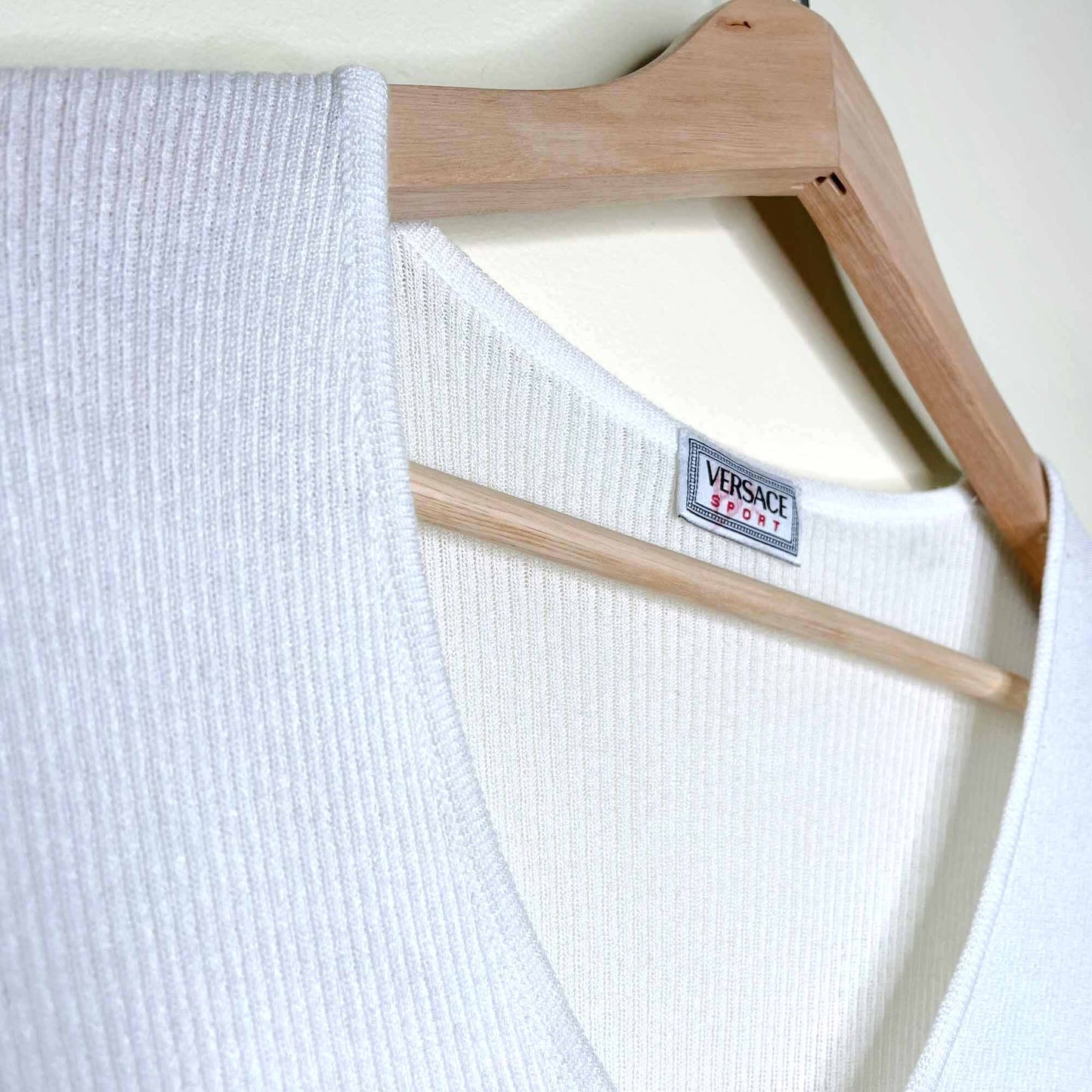 versace sport ribbed knit v-neck long sleeve top - size 40