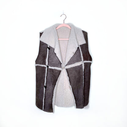 vintage handmade sheepskin vest - size sm/med