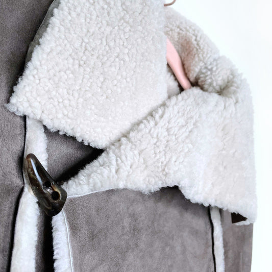 vintage handmade sheepskin vest - size sm/med