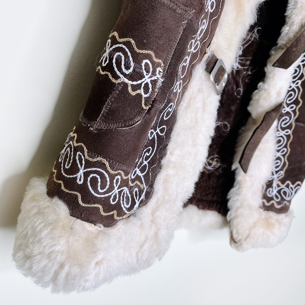 vintage 70s afghan boho folk art shearling vest - size xxs