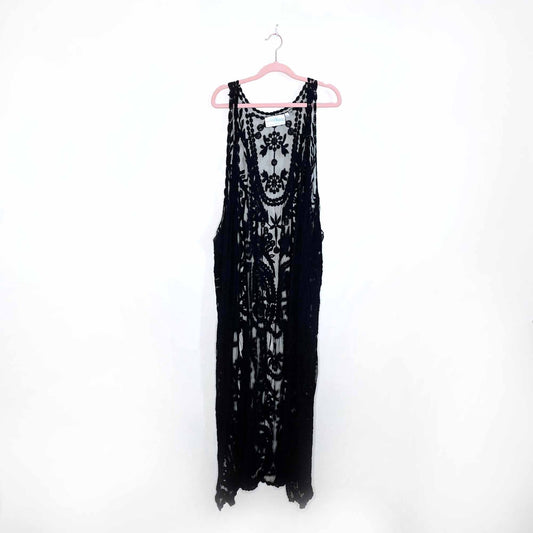 wanderlujo black crochet duster vest - size small