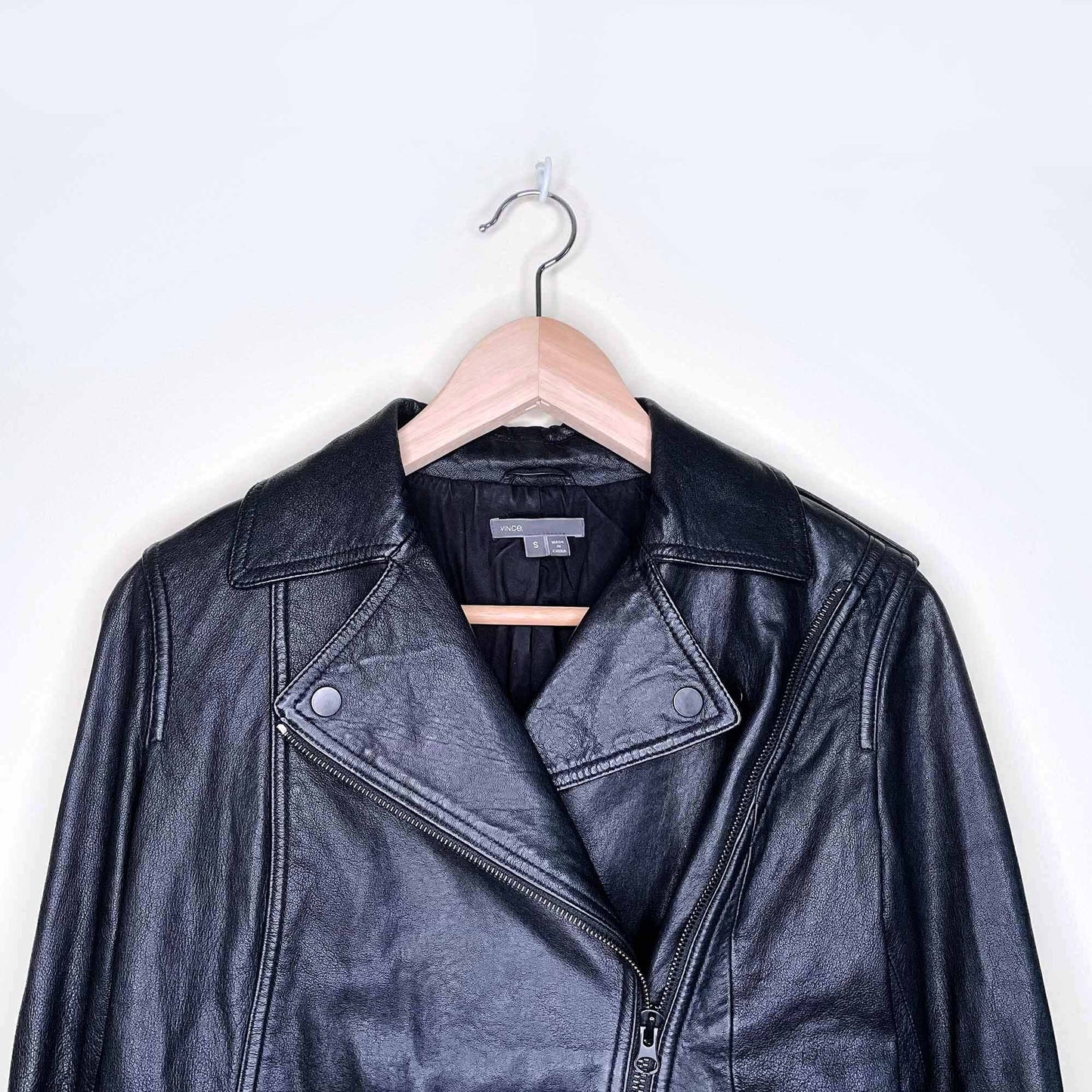 vince black leather moto biker jacket - size small