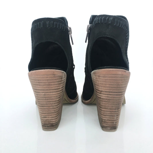 Vince Camuto Karinta Bootie - size 9