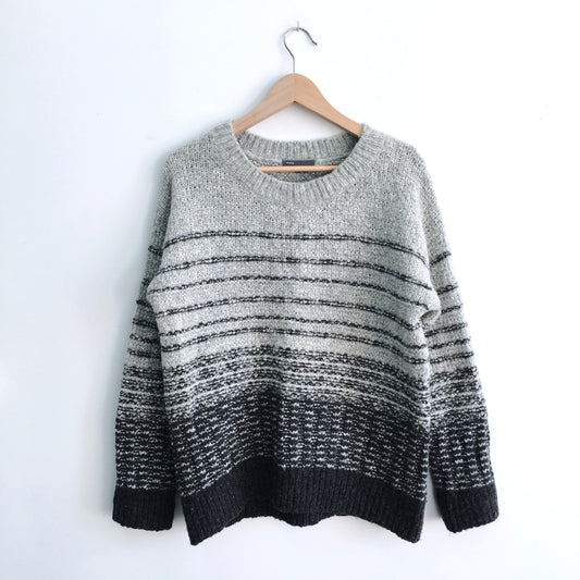 Vince Textured Striped Wool Sweater - size Medium