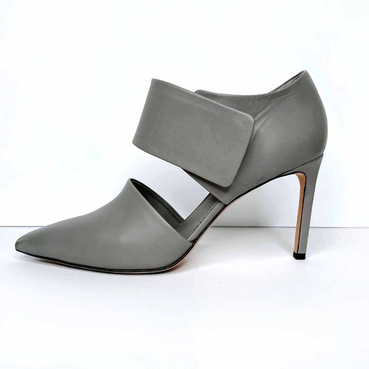 vince capri leather heel with velcro ankle strap - size 11