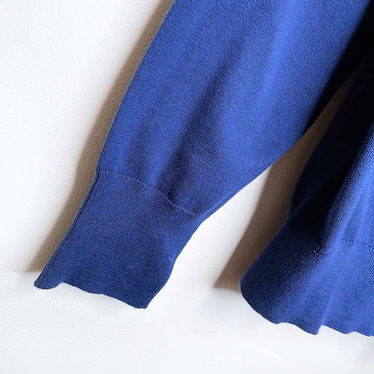 nwt vineyard vines cotton v-neck lightweight sweater - size medium