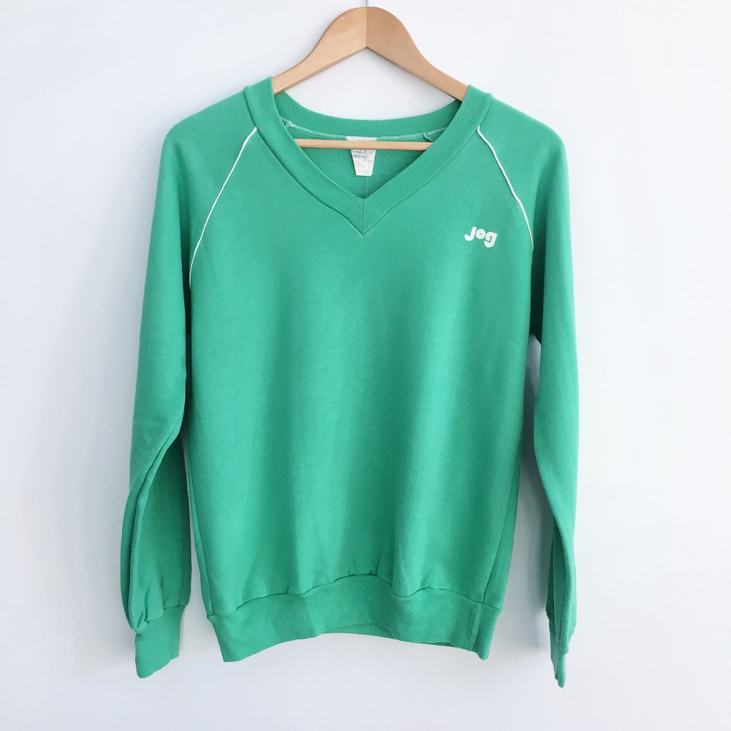 Vintage V-Neck Jog Sweatshirt - Size Medium