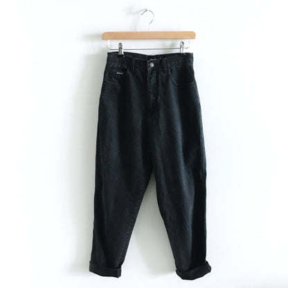 Vintage Weekend Edition tapered mom jeans - size 8