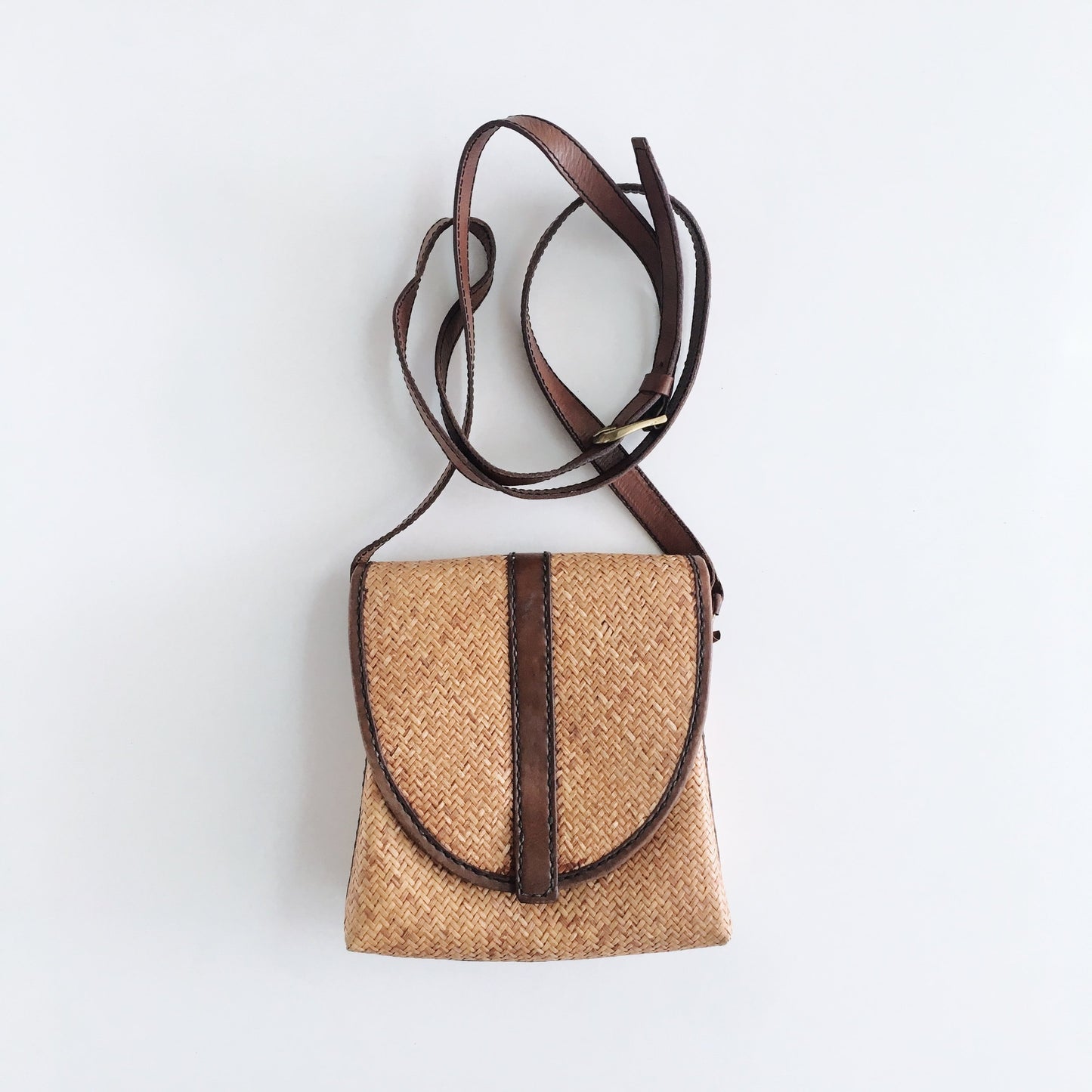 Vintage Straw Crossbody