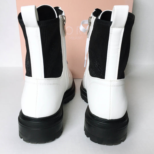 NIB Vivorosa Maha lace-up boot - size 40 (9US)