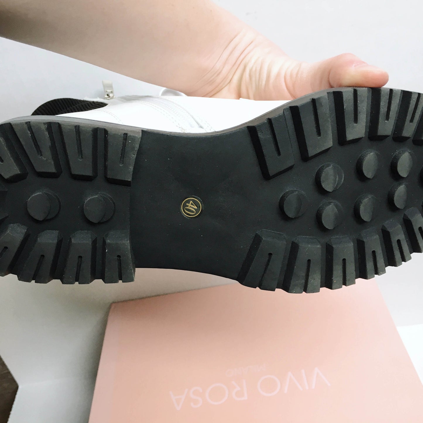 NIB Vivorosa Maha lace-up boot - size 40 (9US)