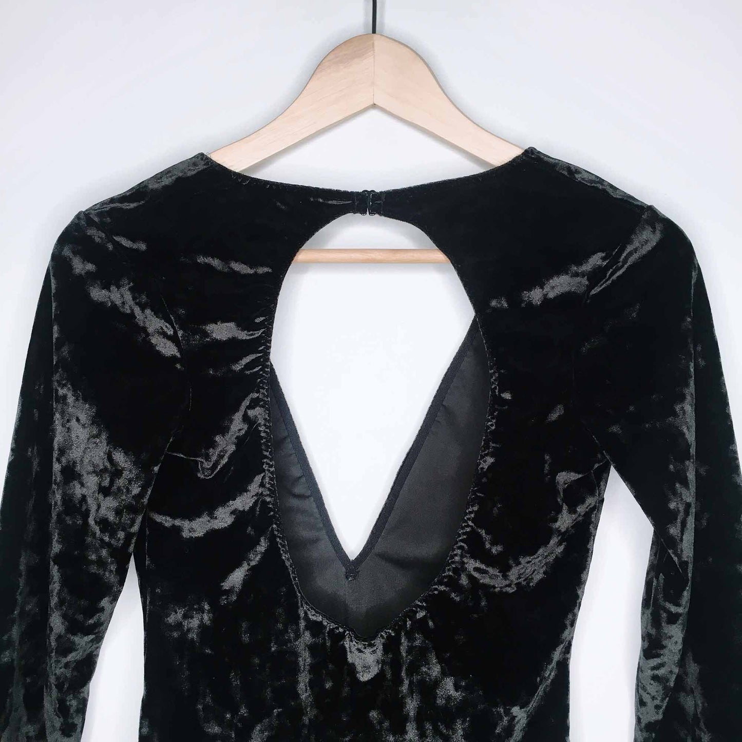 Victoria's Secret plunging v thong velvet bodysuit - size xs