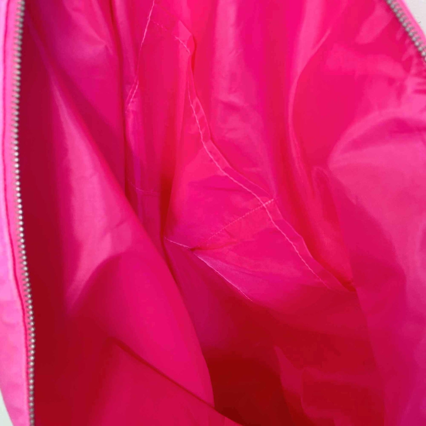 victoria's secret neon pink duffel gym bag