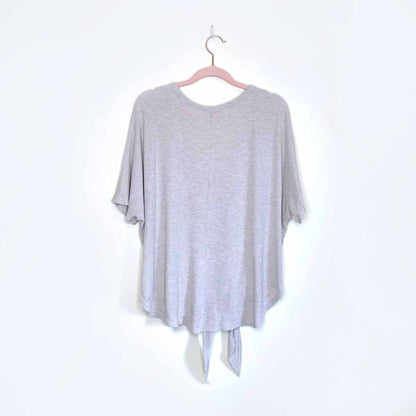 hummingbird waffle tie front top - size large