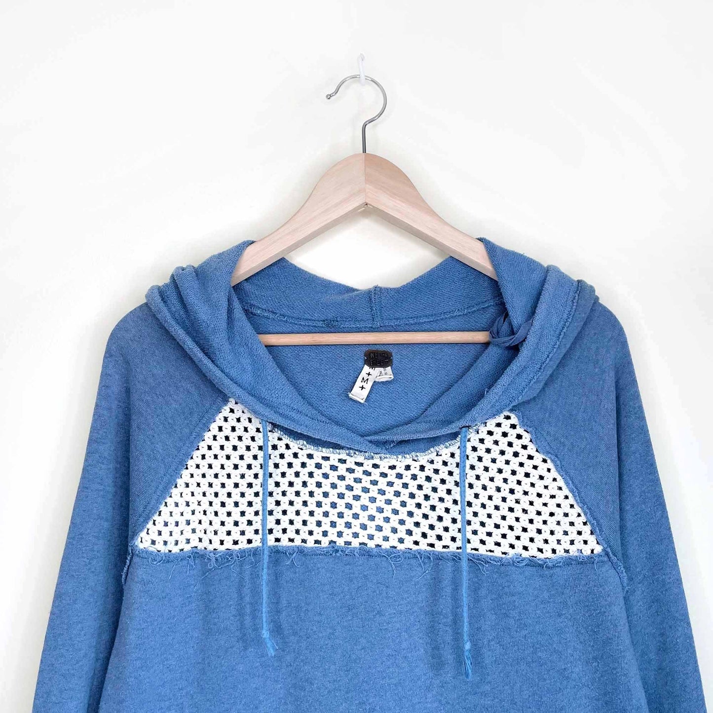 we the free raw edge beach hoodie with crochet panels - size medium