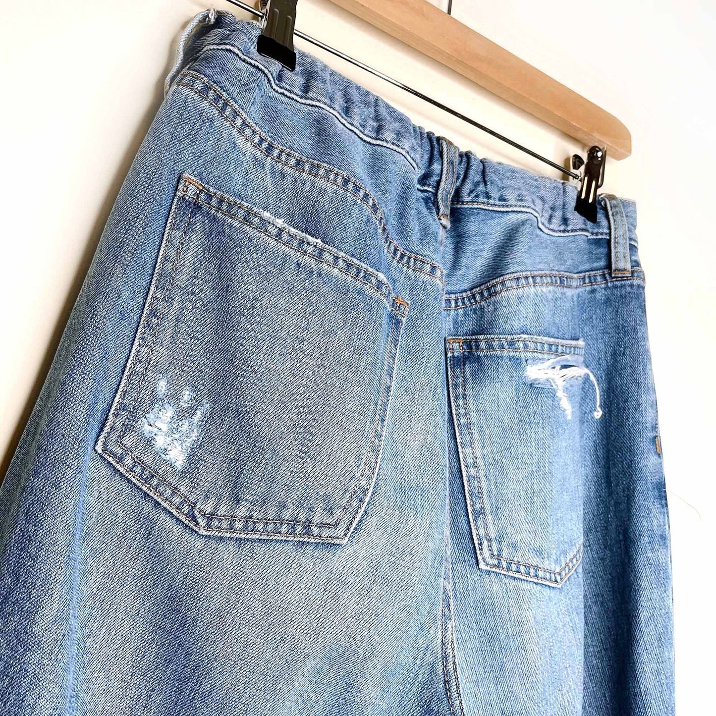 we the free high rise button fly ripped jeans - size 27