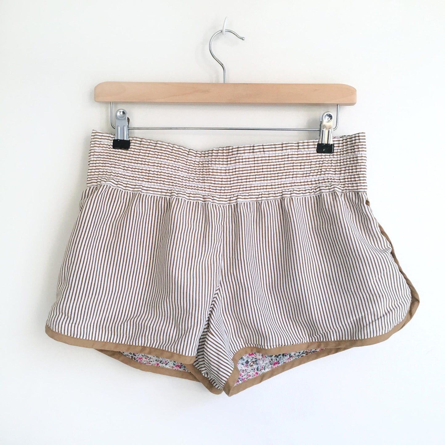 We the Free Deuce Revo Floral Shorts - size Small