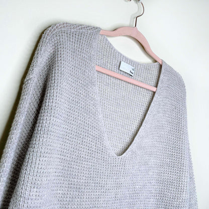 wilfred free grey wolter waffle knit v-neck sweater - size medium