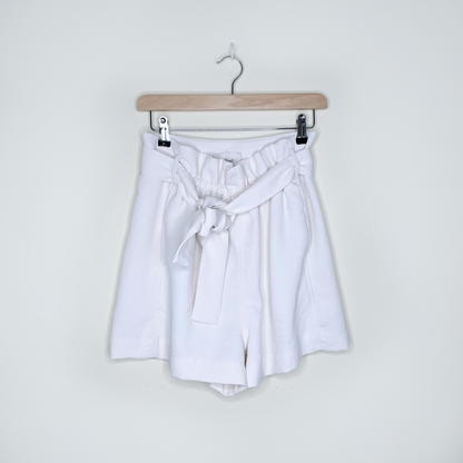 wilfred high rise new gelas paper bag shorts - size 8