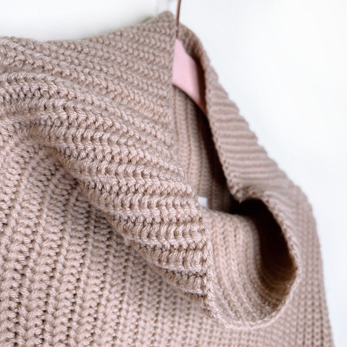 wilfred montpellier tan mockneck oversized sweater - size xxs