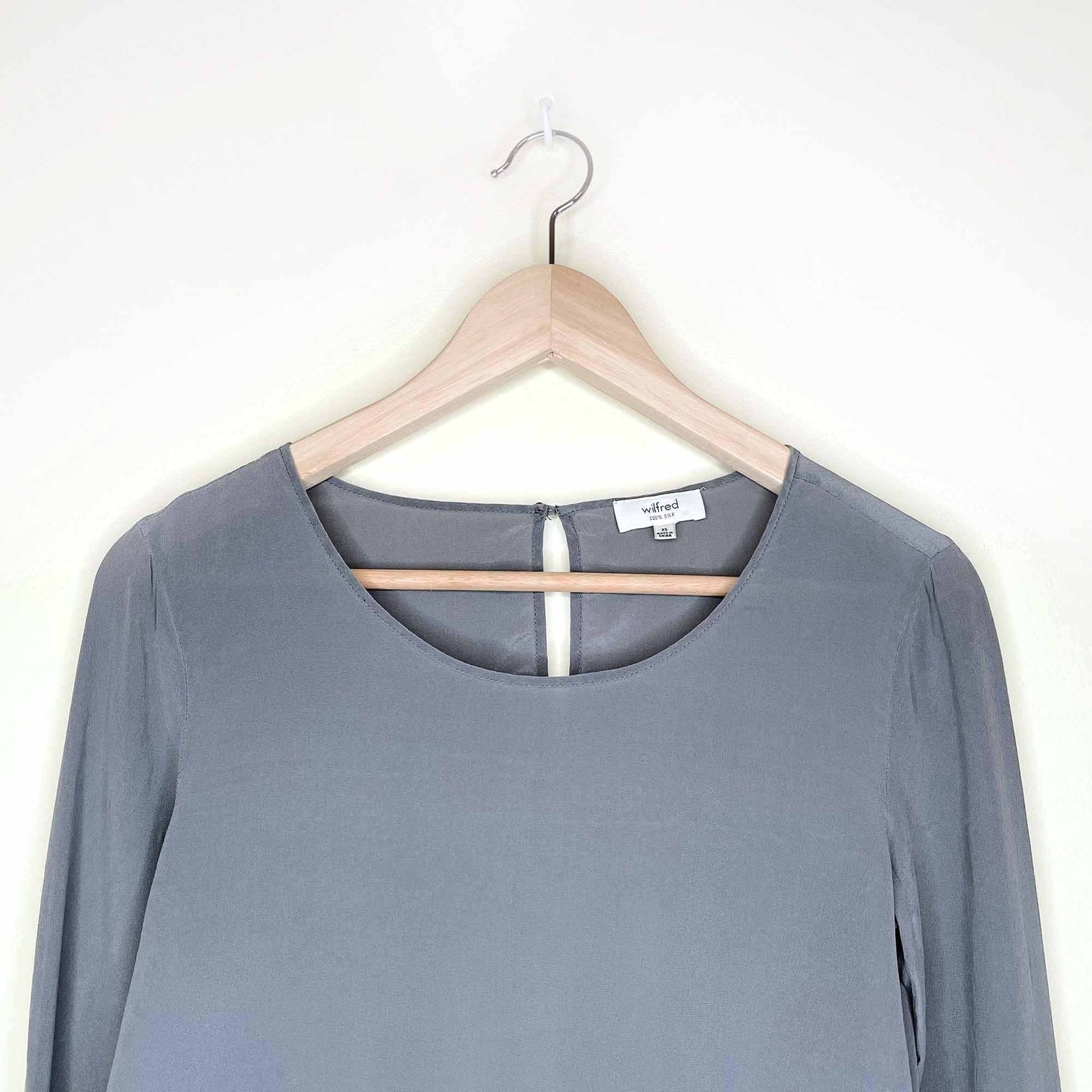 wilfred silk desaix blouse with lace trim - size xs