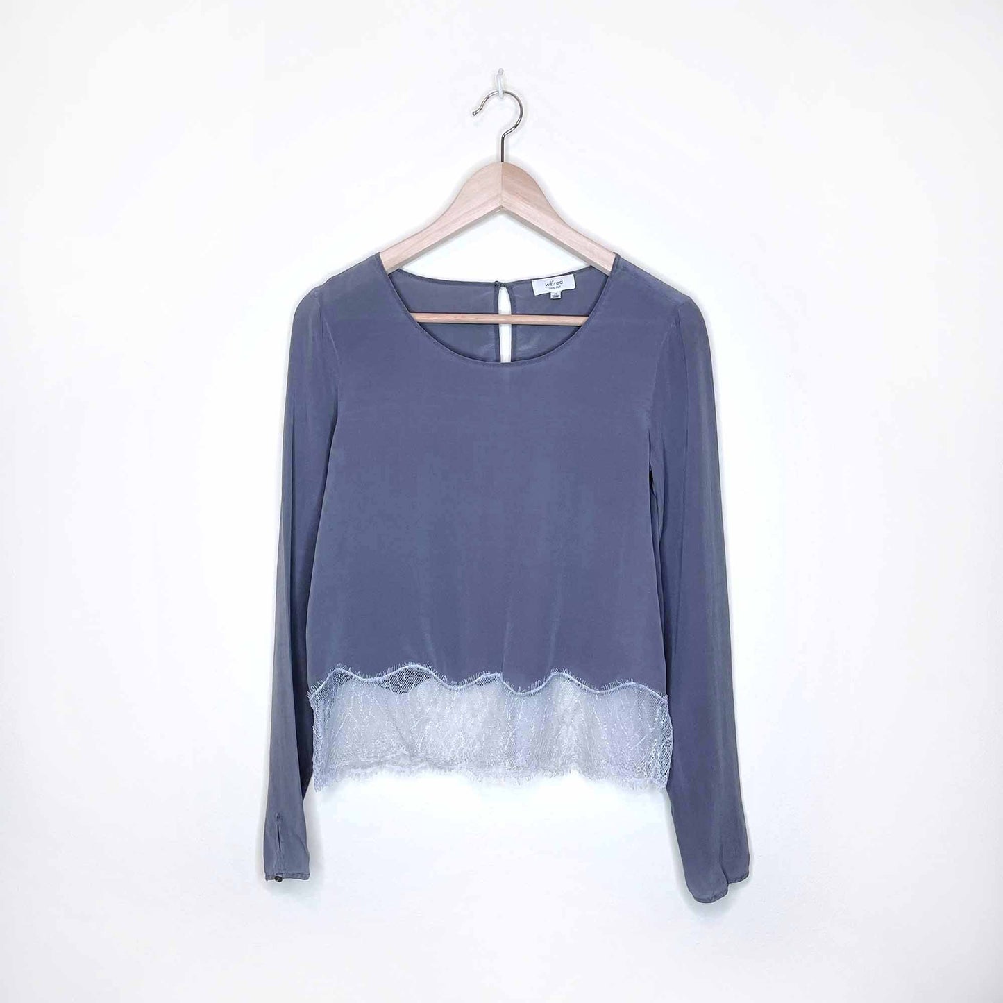 wilfred silk desaix blouse with lace trim - size xs