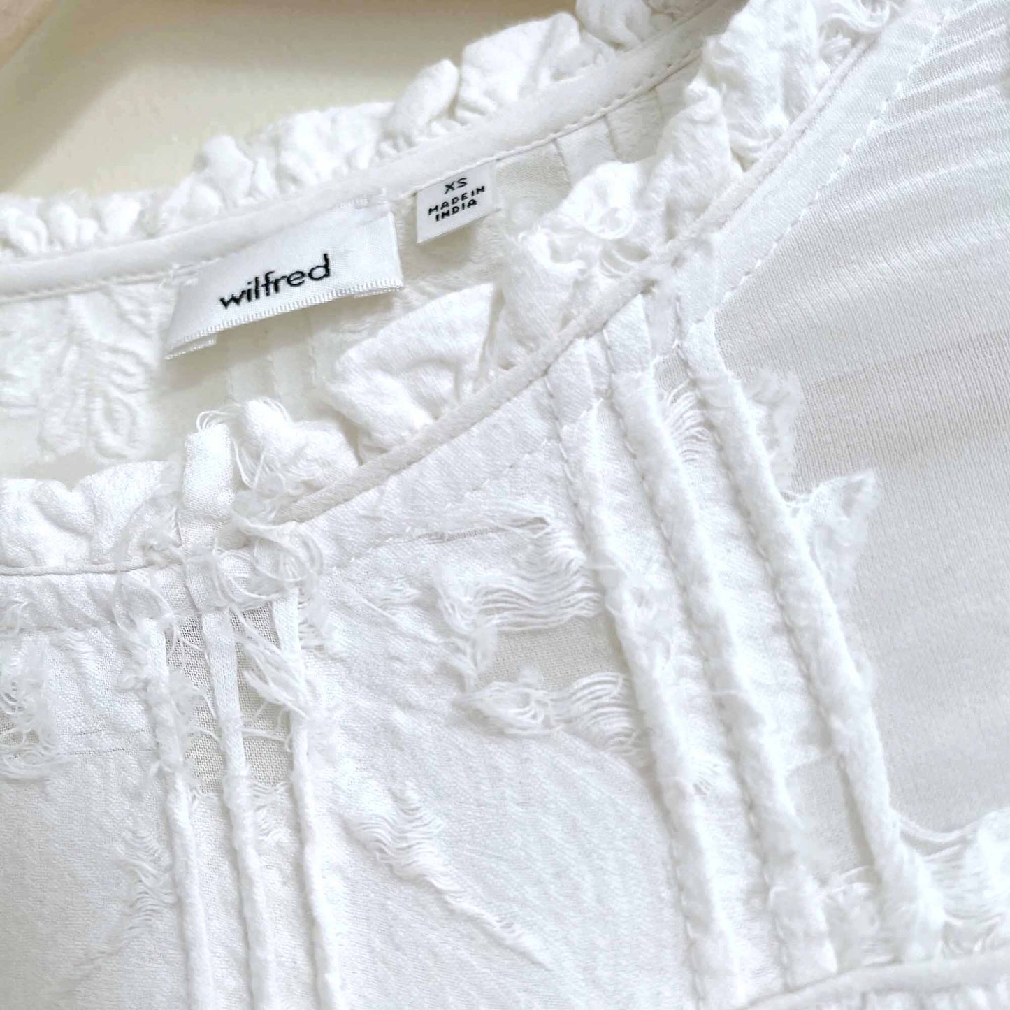 Aritzia Wilfred white Lourdes blouse - size xs