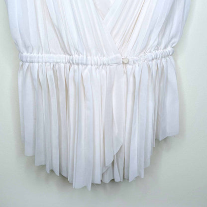 Wilfred accordion pleat wrap sleeveless blouse - size Medium
