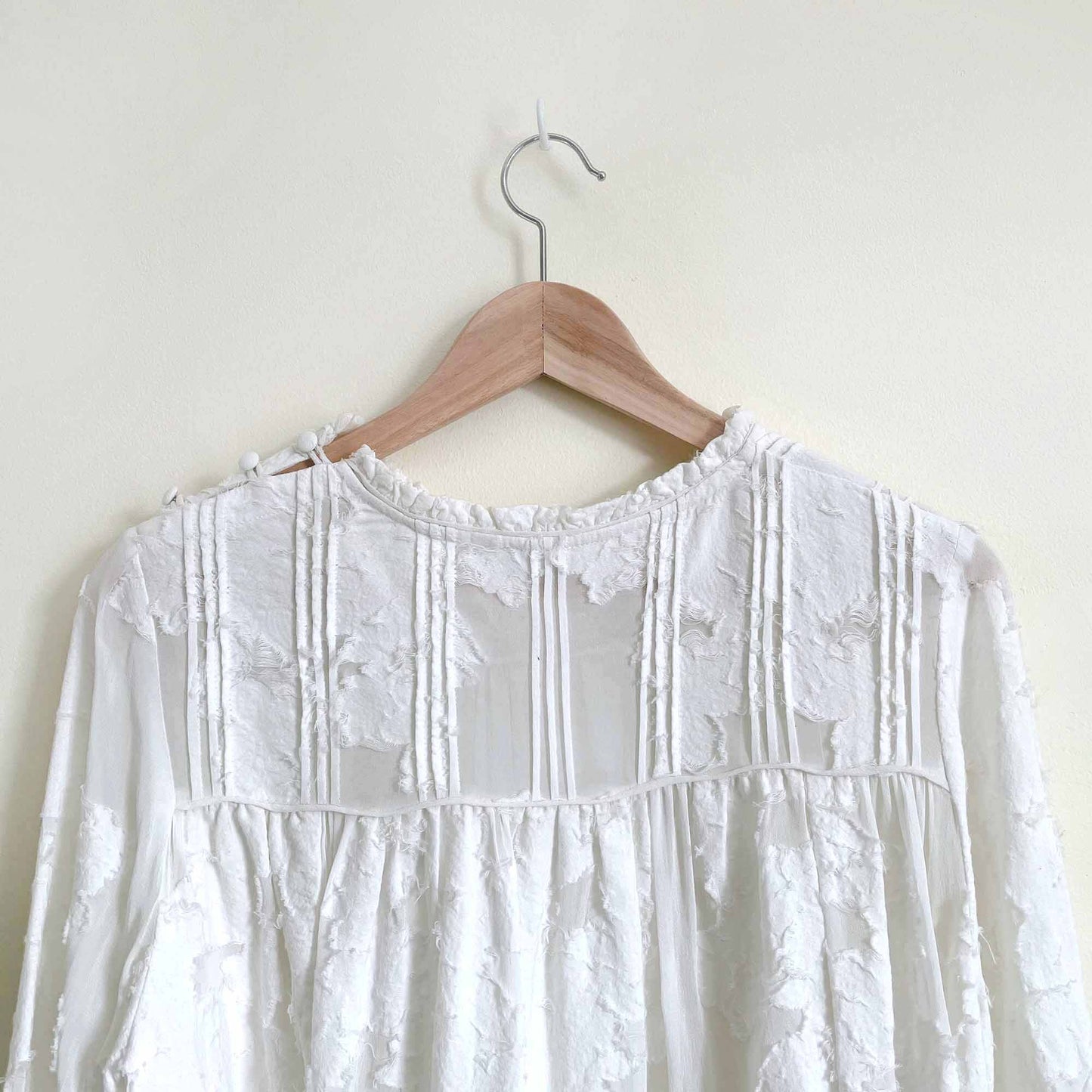 Aritzia Wilfred white Lourdes blouse - size xs