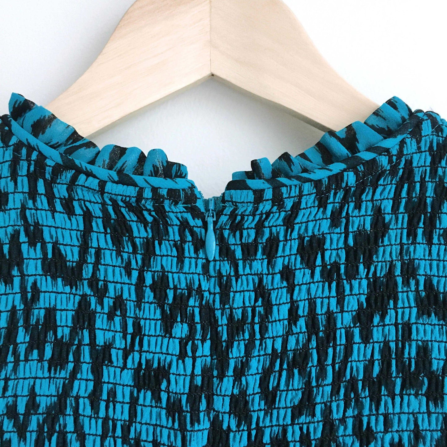 NWT Wilfred Lilith Animal Print Prairie Blouse - size xs