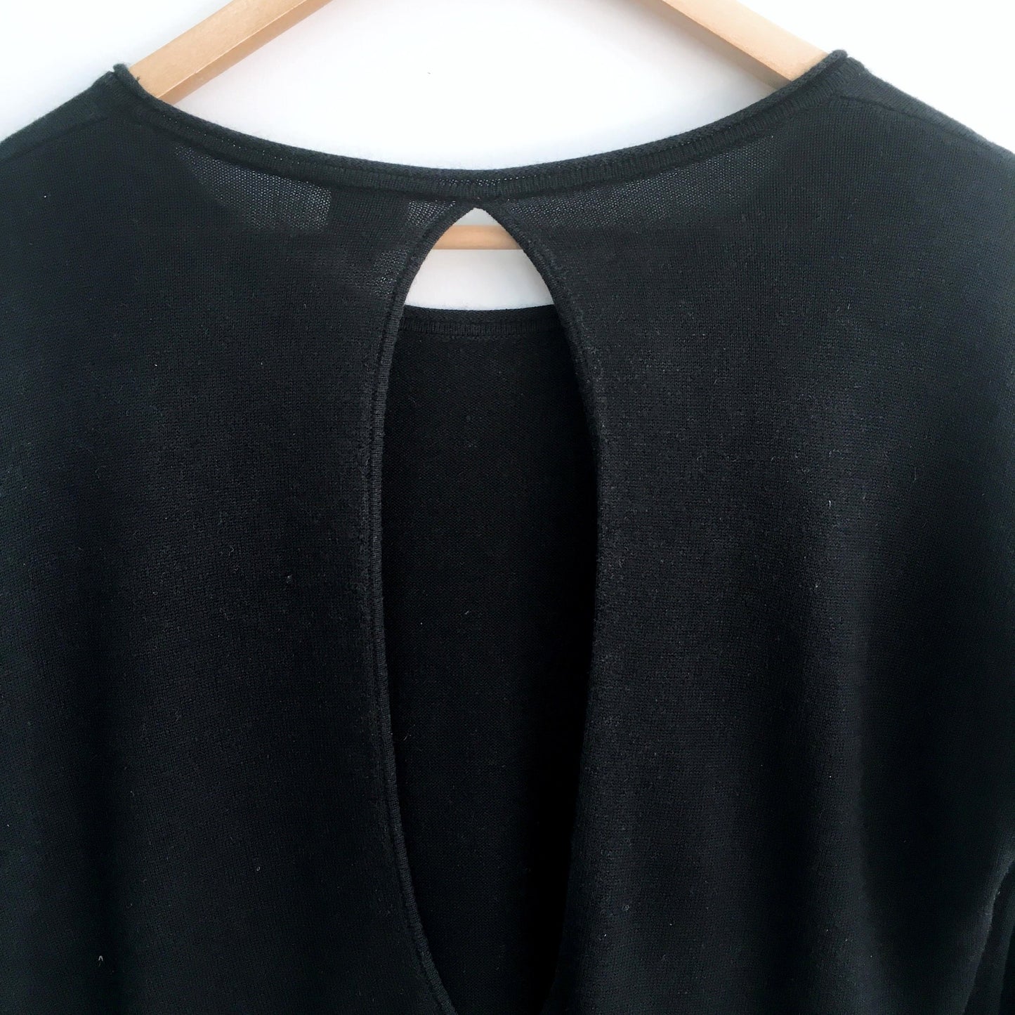 Wilfred Sweater with Keyhole Back - size xs
