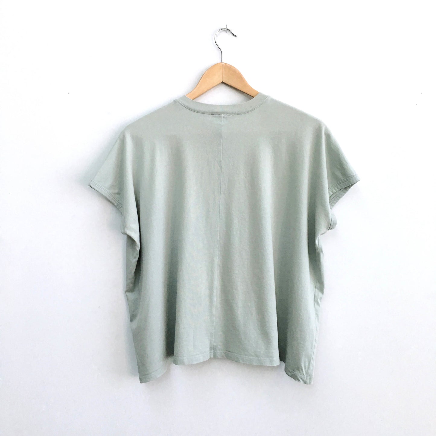 Wilfred Box Tee - size Small