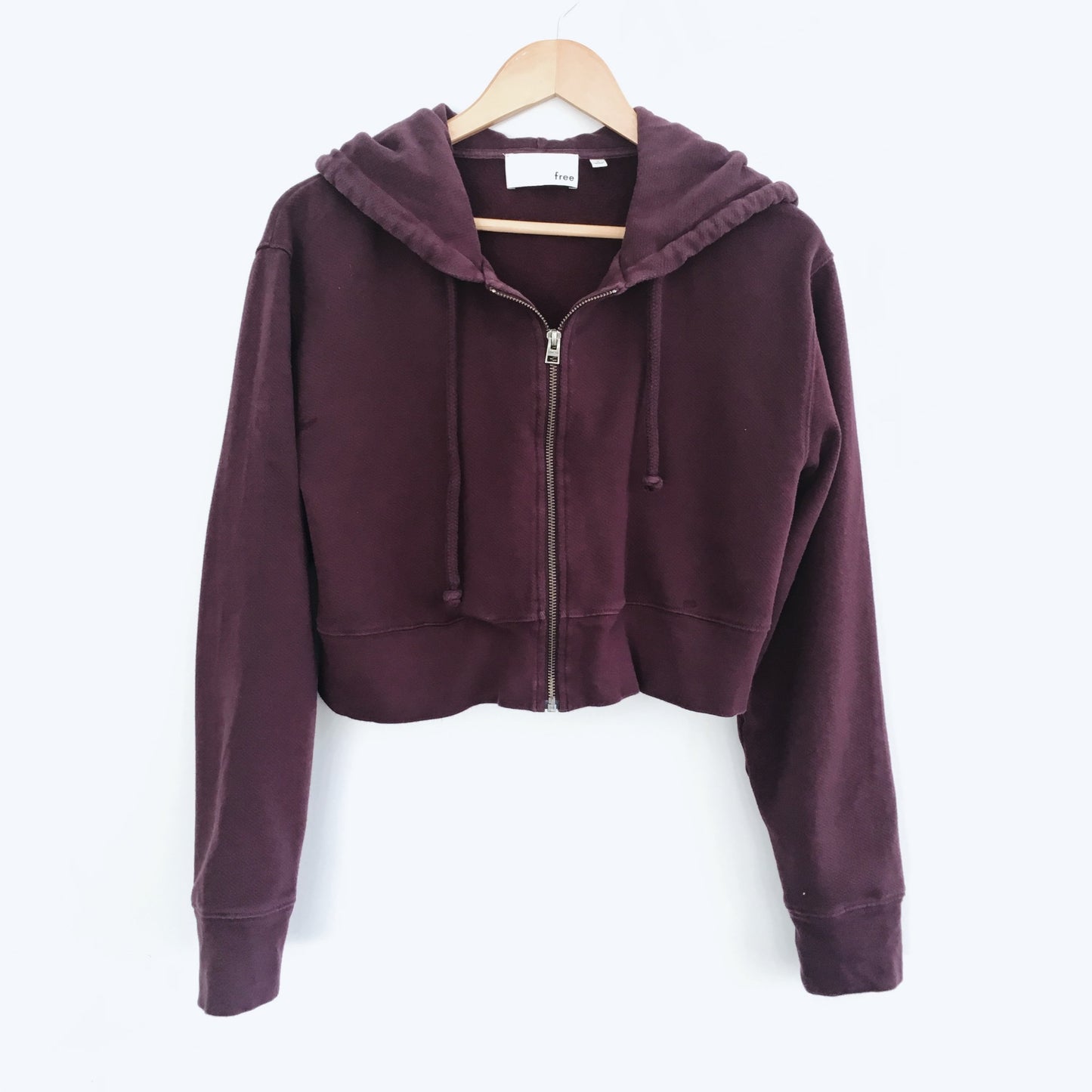 Wilfred Free Aritzia Cropped Hoodie - size small