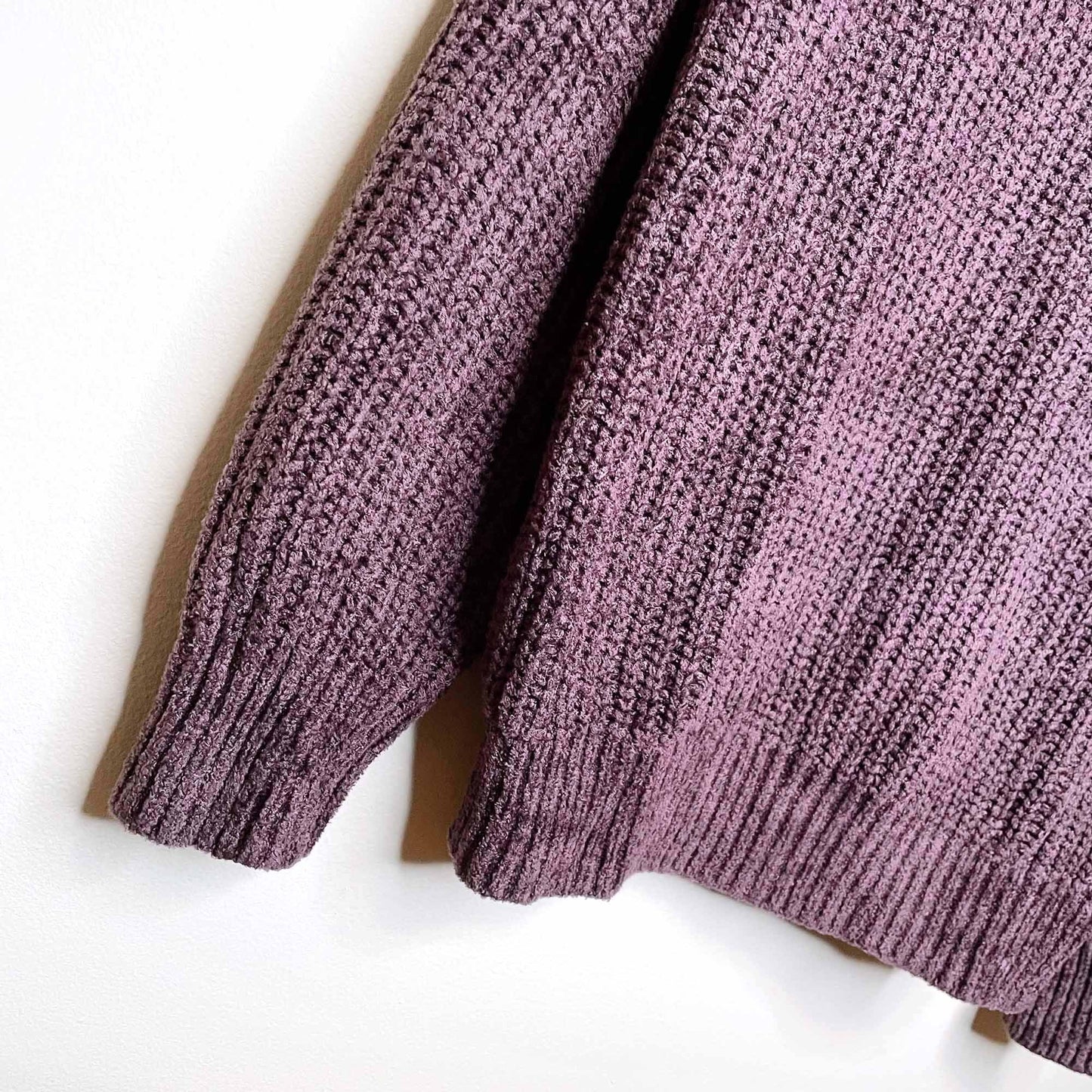 wilfred essential chenile crewneck sweater - size medium