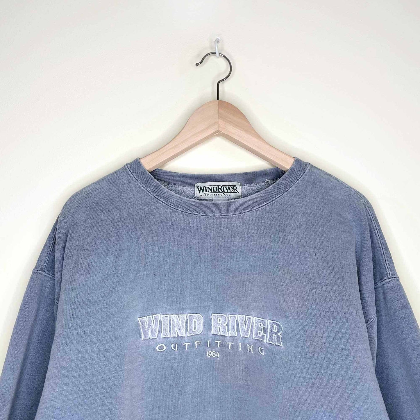 vintage wind river faded cottage logo sweatshirt - size xl
