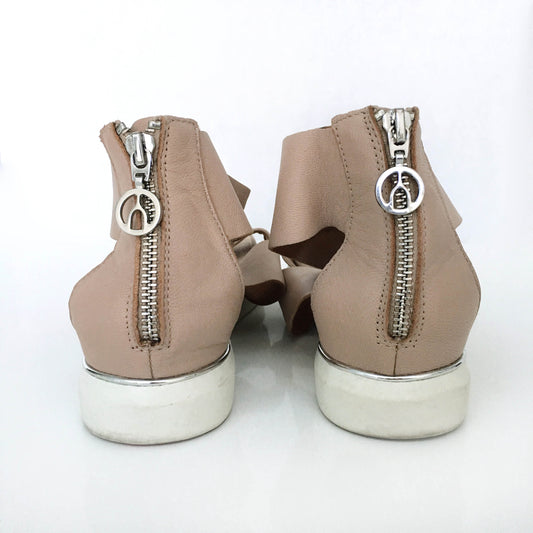 Wishbone Collective Paola 2 Leather Sandal - size 10