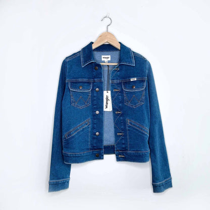 NWT Wrangler Heritage denim jacket In Throwback Blue - size xs