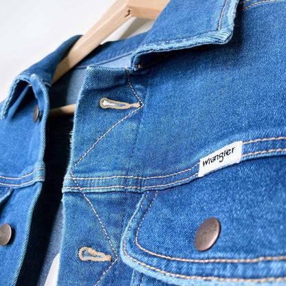 NWT Wrangler Heritage denim jacket In Throwback Blue - size xs