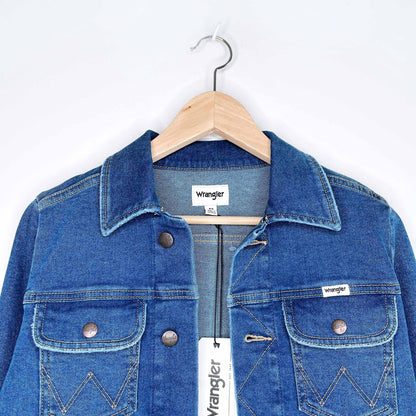 NWT Wrangler Heritage denim jacket In Throwback Blue - size xs