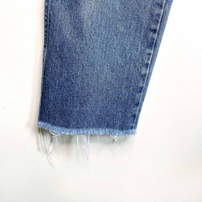 Wrangler high rise cut-off cropped mom jeans - size 30