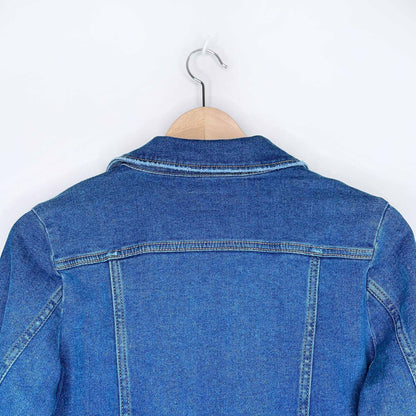 NWT Wrangler Heritage denim jacket In Throwback Blue - size xs