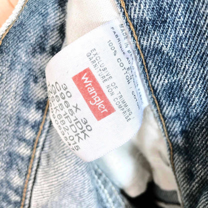 Wrangler high rise cut-off cropped mom jeans - size 30